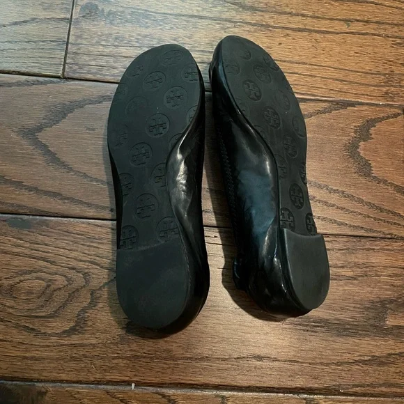 Tory Burch Patent Leather Ballet Flats Black. Size 5 - Picture 7 of 7
